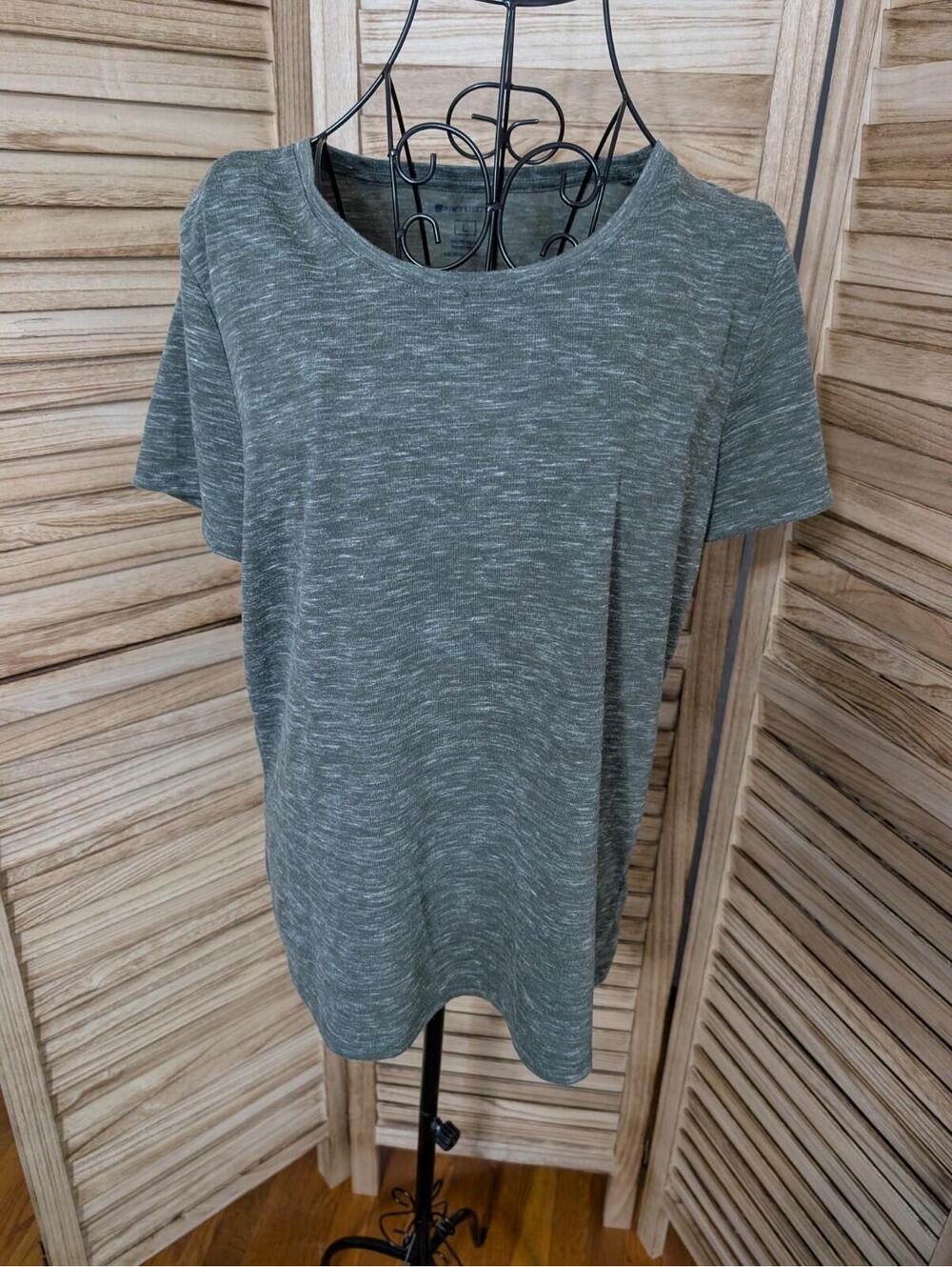 Architect Women's M Charcoal Gray Flowy T Shirt